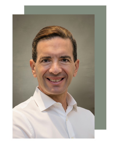 Luis R. Baptista Luis Baptista is a serial career pivoter, former CEO, and professor dedicated to helping others find meaning through work. With seven successful transitions across three continents, he brings analytical rigor and real-world experience to career transformat